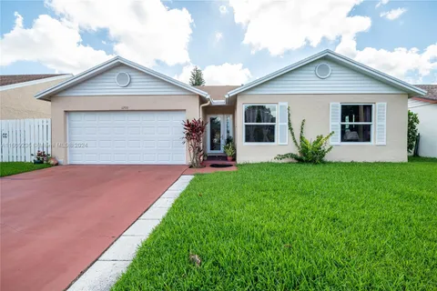 1200 SW 87th Way, Pembroke Pines FL 33025