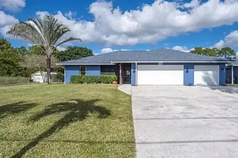 17329 N 43rd Rd N, Loxahatchee FL 33470