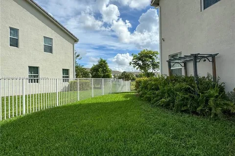 5035 Eucalyptus Dr # 5035, Hollywood FL 33021