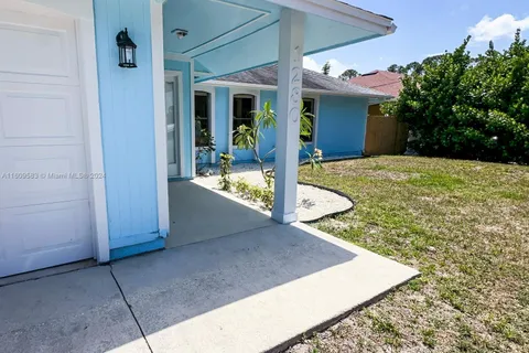 1280 SW Jacqueline Ave # 1280, Port St. Lucie FL 34953