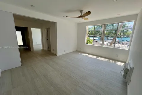 6944 Byron Ave # 1, Miami Beach FL 33141