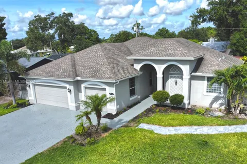 1944 SW Ember St, Port St. Lucie FL 34953