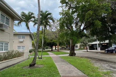 6511 Santona St # C10, Coral Gables FL 33146