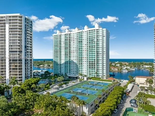 20201 E Country Club Dr # 1607, Aventura FL 33180