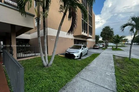 4680 W 13th Ln # 524, Hialeah FL 33012