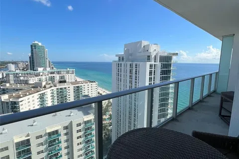 4111 S Ocean Dr # 2004, Hollywood FL 33019