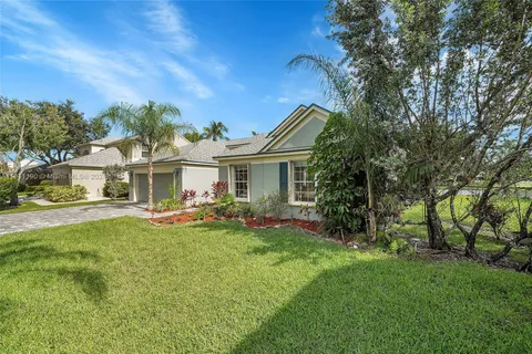 10396 Grove St, Cooper City FL 33328