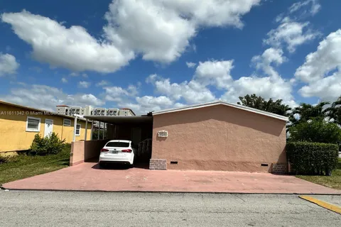 11201 NW 3 St, Miami FL 33172