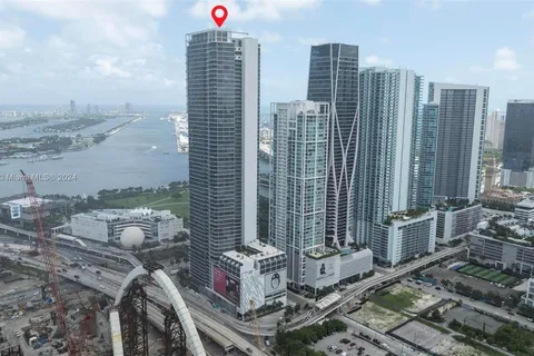 1100 Biscayne Blvd # 4404, Miami FL 33132