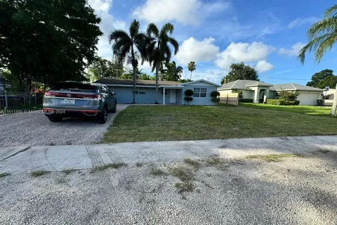 4381 Purdy Ln, West Palm Beach FL 33406