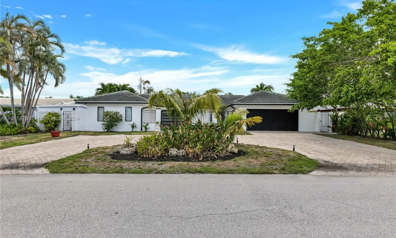 4441 NE 19th Ave, Oakland Park FL 33308