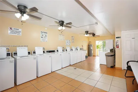 1075 W 68th St # 403, Hialeah FL 33014