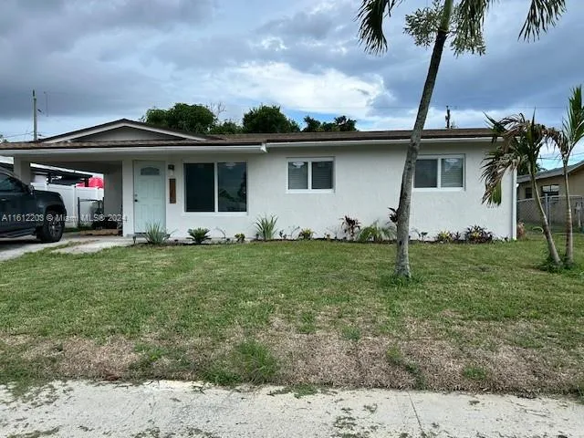 1110 NW 24th Ave, Pompano Beach FL 33069