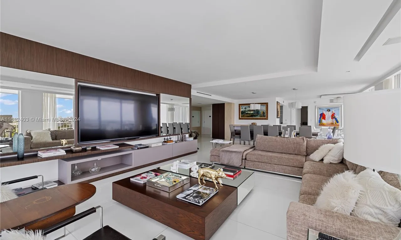 10155 Collins Ave # 1210, Bal Harbour FL 33154