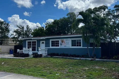 18201 NW 57th Ave, Miami Gardens FL 33055