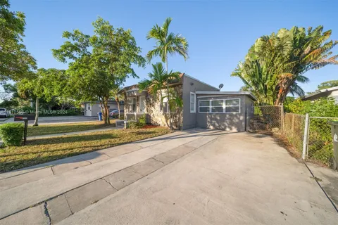 1509 NW 3rd Ave, Fort Lauderdale FL 33311