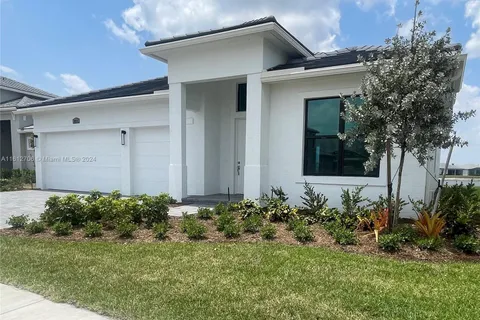 9214 SW Esule Way, Port St. Lucie FL 34987