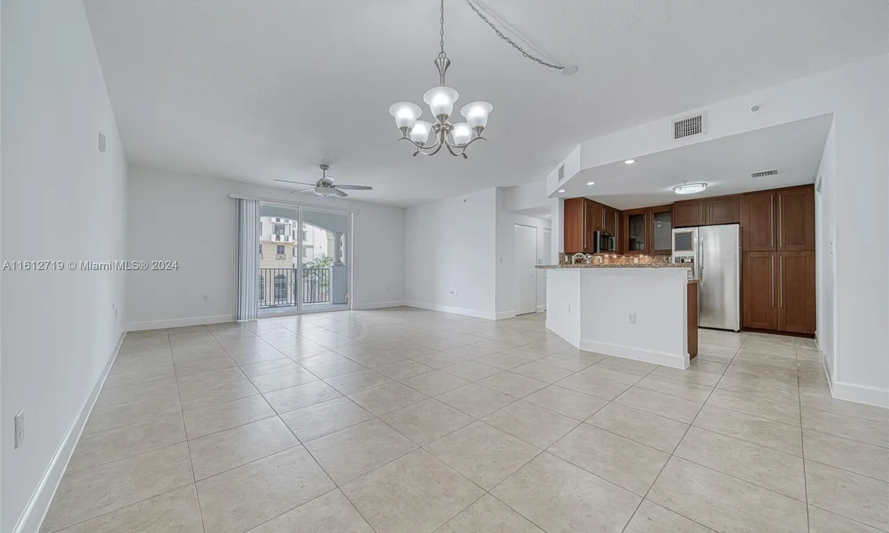 118 Zamora Ave # 402, Coral Gables FL 33134