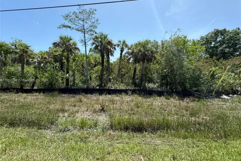 1180 NE 16th St, Other City - In The State Of Florida FL 34120