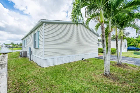 35250 SW 177th Ct #152, Homestead FL 33034