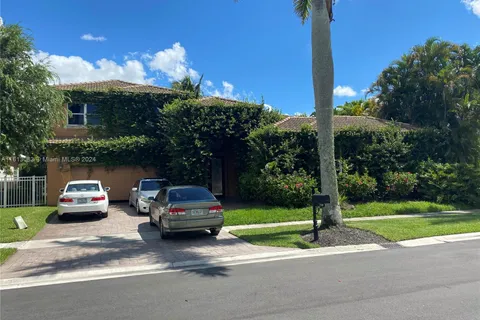 10790 Haydn Dr, Boca Raton FL 33498