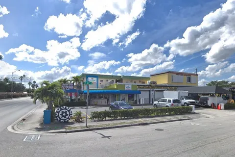 2692 Palm Ave, Hialeah FL 33010