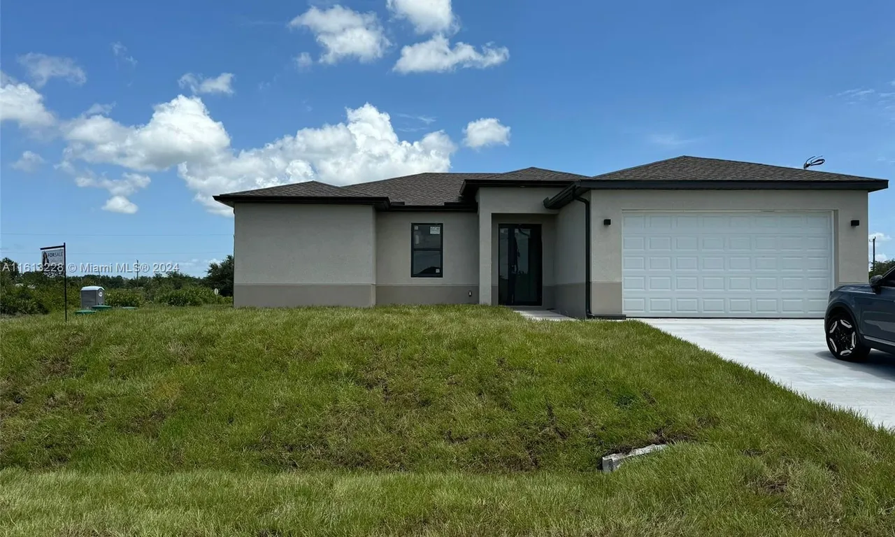 2618 W 69th St, Lehigh Acres FL 33971