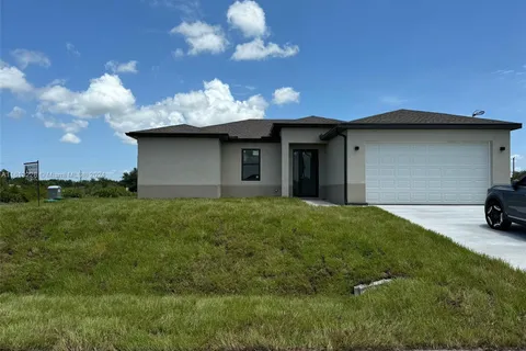 2618 W 69th St, Lehigh Acres FL 33971