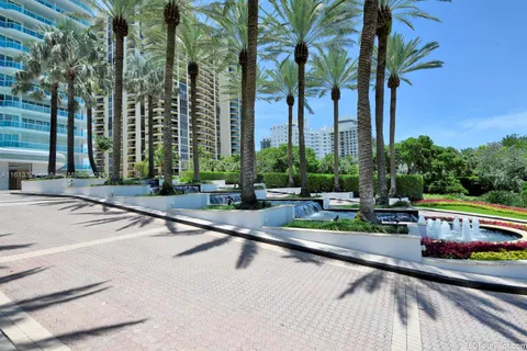 10101 Collins Ave # 11C, Bal Harbour FL 33154