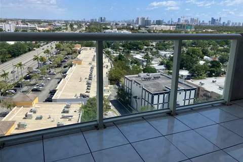 13499 Biscayne Blvd # 1609, North Miami FL 33181