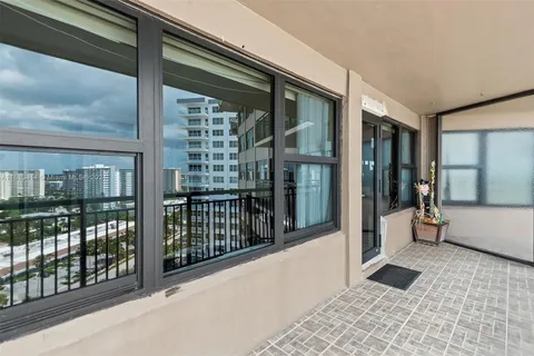 3800 Galt Ocean Dr # 1514, Fort Lauderdale FL 33308