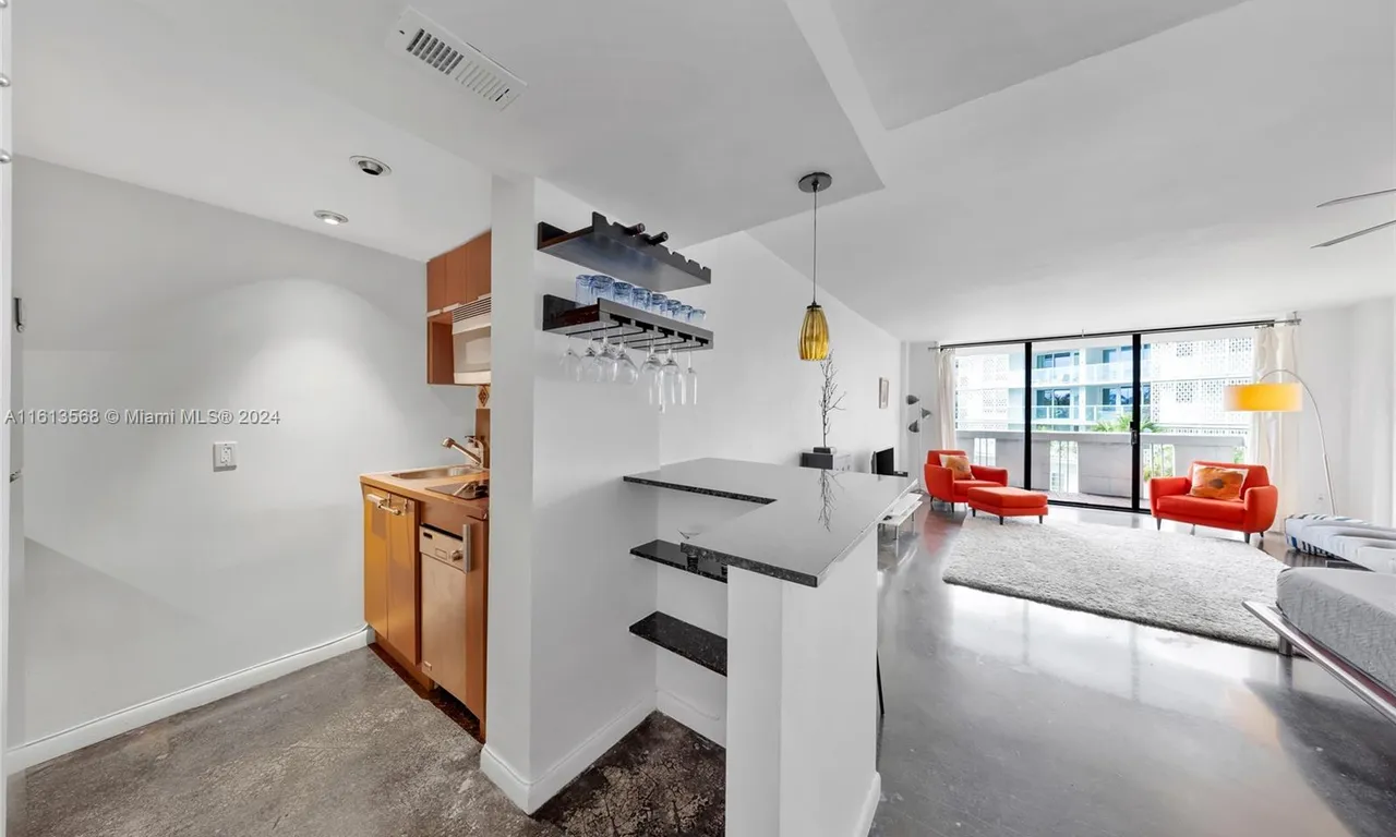 800 West Ave # 342, Miami Beach FL 33139