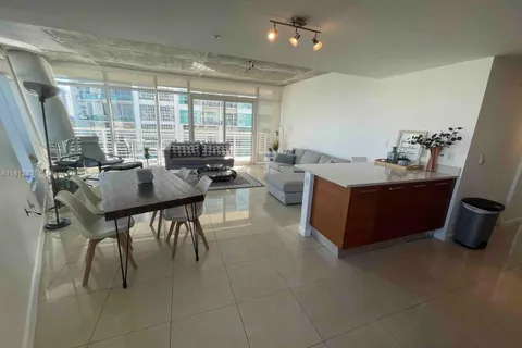 3250 NE 1st Ave # 704, Miami FL 33137