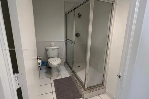 3505 S Ocean Dr # 402, Hollywood FL 33019