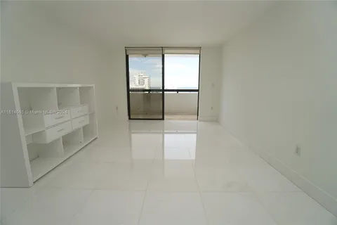 1775 Washington Ave # 11C, Miami Beach FL 33139