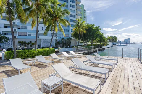 3 Island Ave # 04J, Miami Beach FL 33139