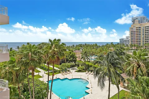 791 Crandon Blvd # 704, Key Biscayne FL 33149