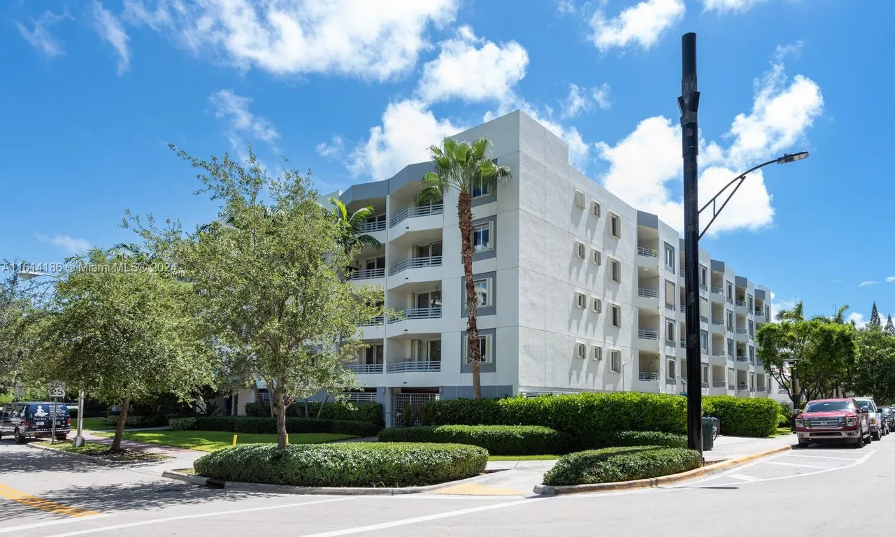 1401 Bay Rd # 503, Miami Beach FL 33139