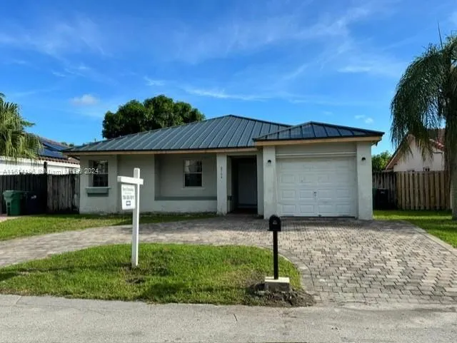 8564 SW 210th Ter, Cutler Bay FL 33189