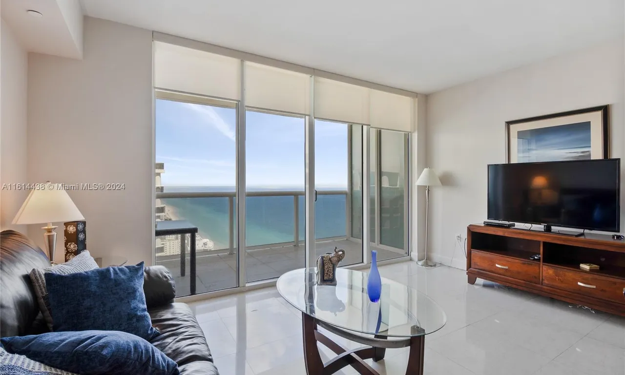 1830 S OCEAN DR # 4409, Hallandale Beach FL 33009