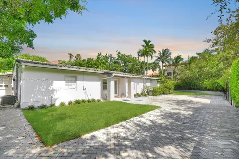 599 Glenridge Rd, Key Biscayne FL 33149