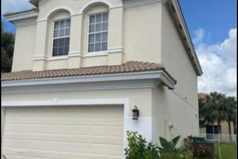 730 NW Leonardo Cir, Port St. Lucie FL 34986