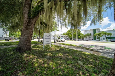 3101 SW 27th Ave # 205, Miami FL 33133