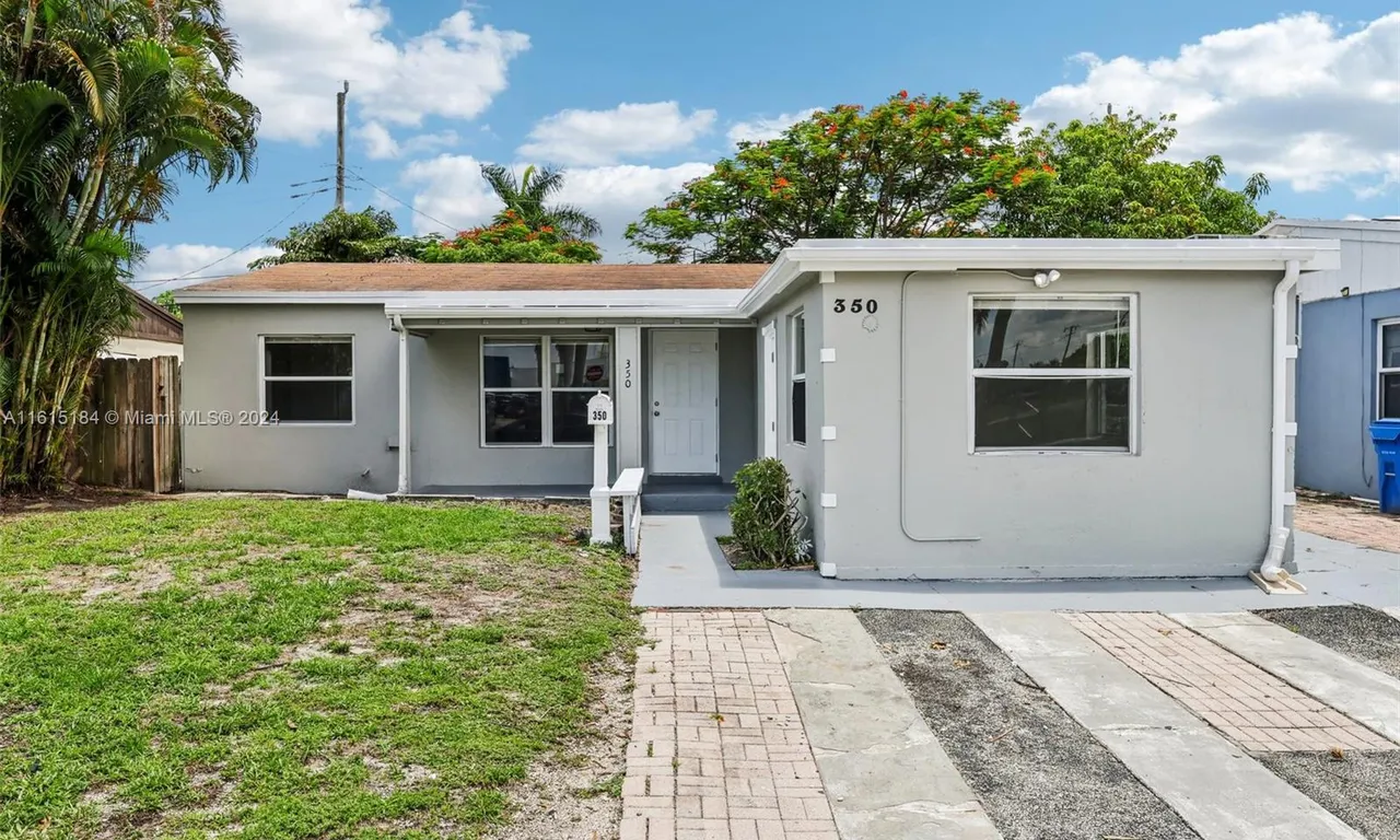 350 NE 56th St, Oakland Park FL 33334