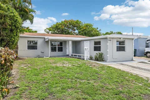 350 NE 56th St, Oakland Park FL 33334