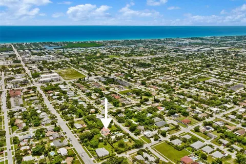 321 SW 1st Ave, Boynton Beach FL 33435