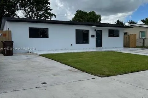 1260 W 32nd St, Hialeah FL 33012