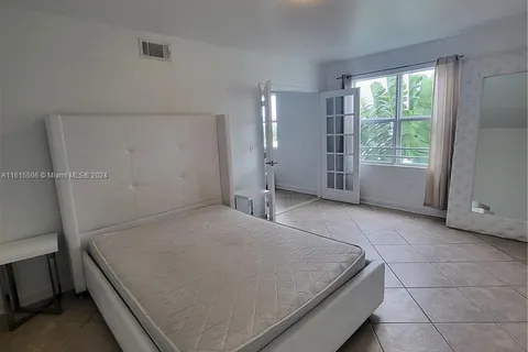 1008 Jefferson Ave # 303, Miami Beach FL 33139