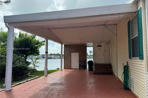 3091 Inlet Dr, Dania Beach FL 33312