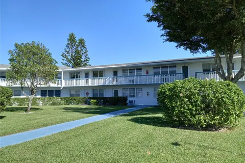 67 Berkshire # C, West Palm Beach FL 33417